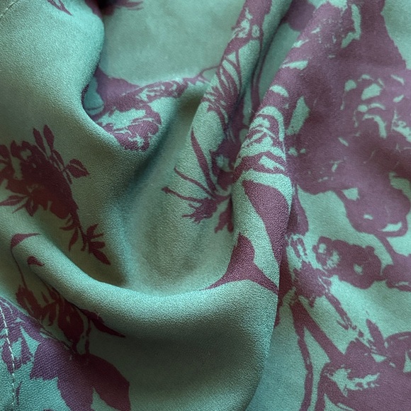 Green/Navy Floral Blouse - Picture 2 of 10